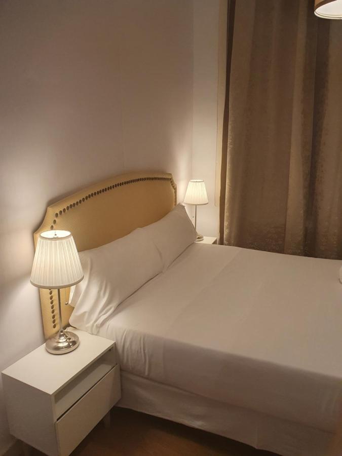 Le Petit Palue-Fuencarral Hotell Madrid Eksteriør bilde