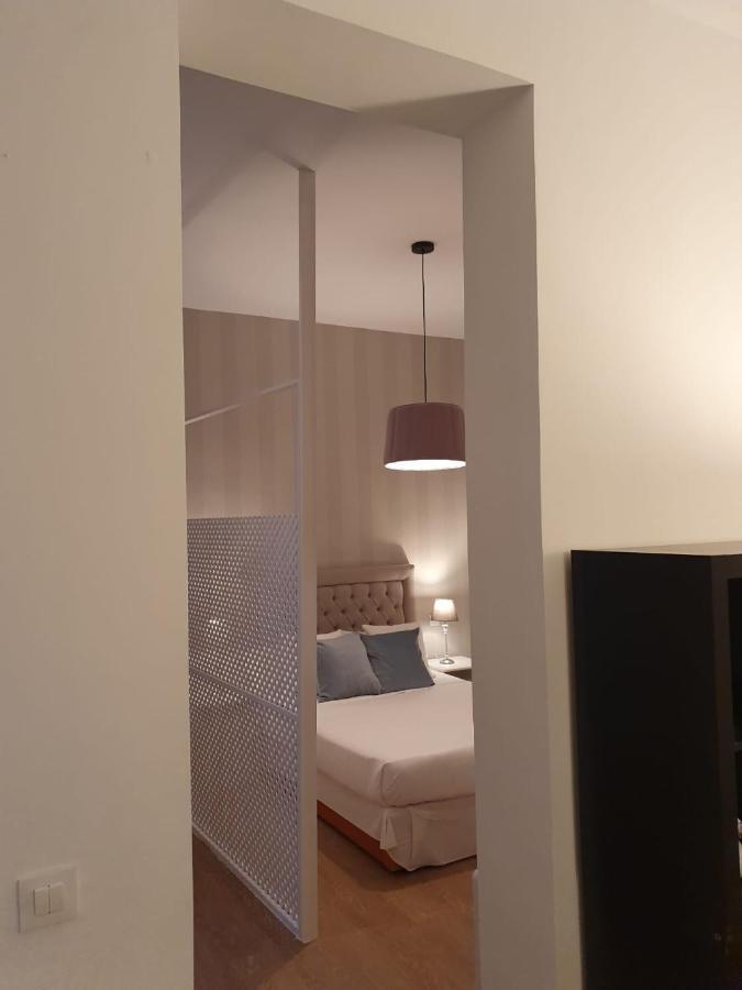 Le Petit Palue-Fuencarral Hotell Madrid Eksteriør bilde