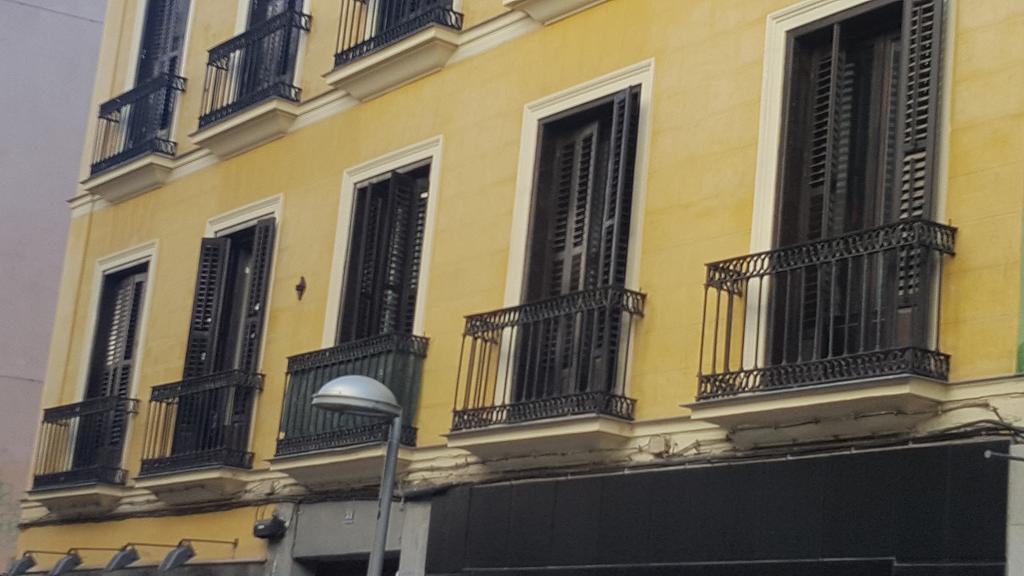 Le Petit Palue-Fuencarral Hotell Madrid Eksteriør bilde