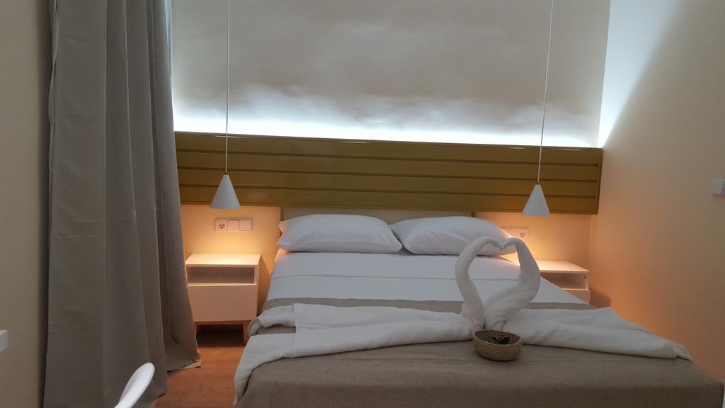 Le Petit Palue-Fuencarral Hotell Madrid Eksteriør bilde