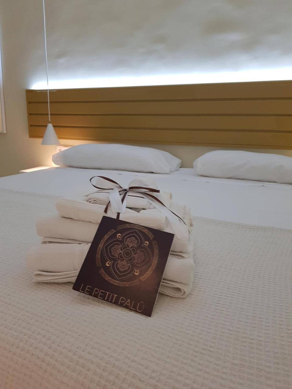 Le Petit Palue-Fuencarral Hotell Madrid Eksteriør bilde