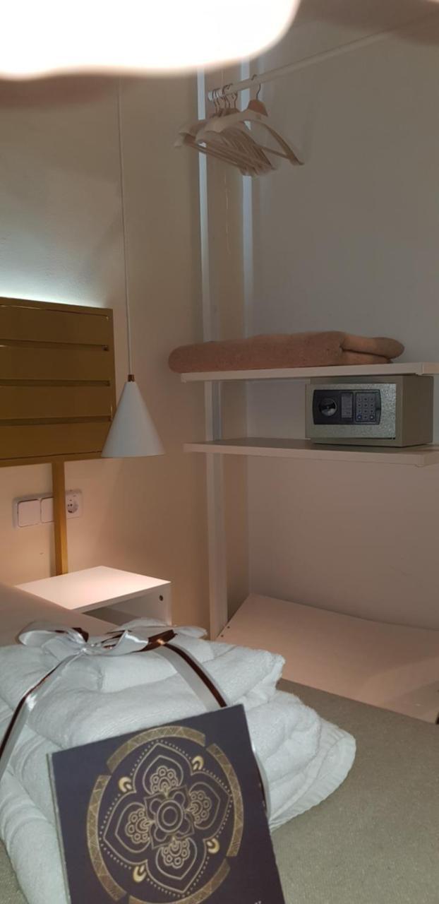 Le Petit Palue-Fuencarral Hotell Madrid Eksteriør bilde